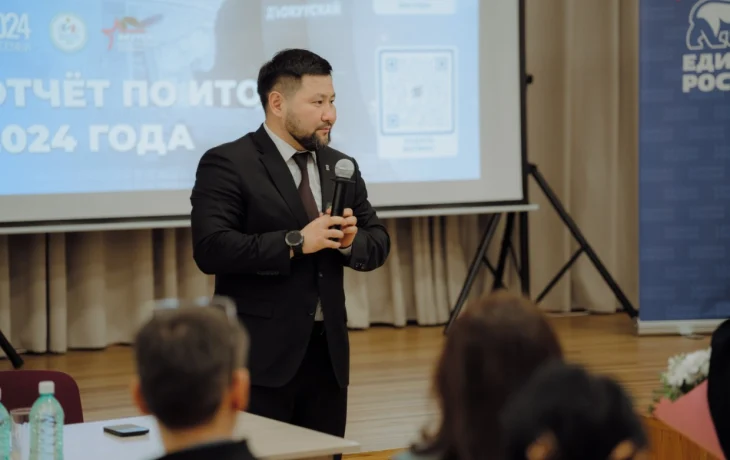 Евгений Григорьев провел отчет о работе Окружной администрации Якутска за 2024 год перед жителями Промышленного округа