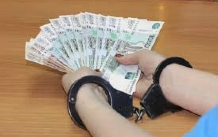 Житель Якутска позвал новую знакомую в гостиницу и остался без 65 тысяч рублей