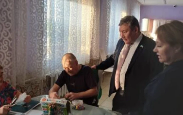 Депутат &laquo;Единой России&raquo; Афанасий Постников посетил социальные учреждения&nbsp; &nbsp;