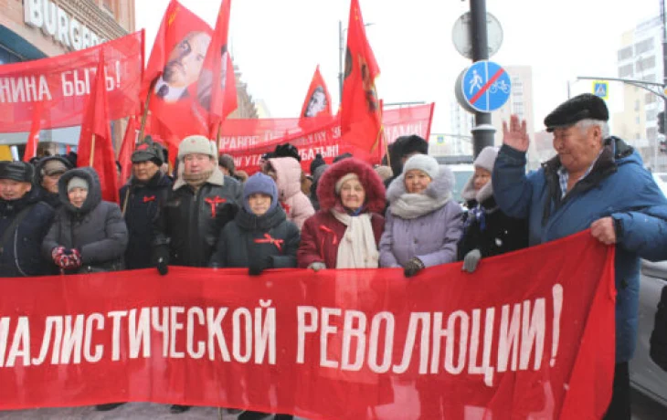 Коммунистам не дали провести митинг Октября на площади Ленина