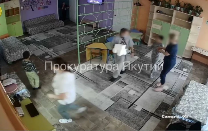 В Якутии бывший воспитатель осужден за причинение тяжкого перелома ребенку с инвалидностью