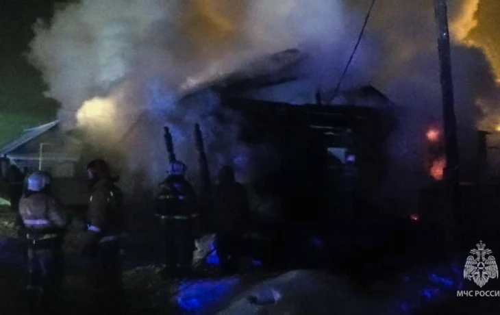 В Якутске на пожаре погибли двое мужчин