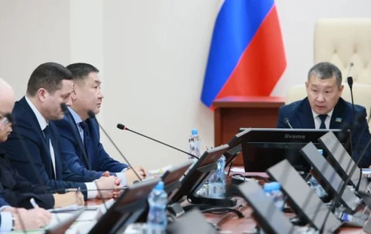 Порядка 120 км дорог и 5 мостов отремонтируют в Якутии в рамках нового нацпроекта