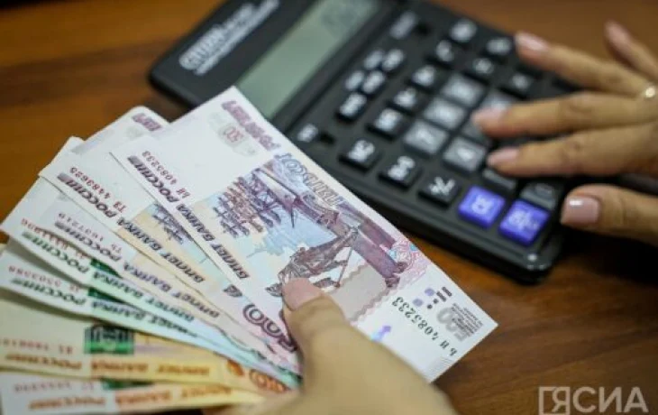 На какой работе можно зарабатывать 100 тысяч, не уезжая на вахту