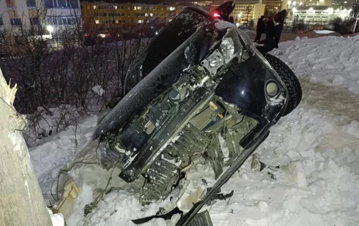 В Якутии водитель и его 6-летний ребенок пострадали в ДТП