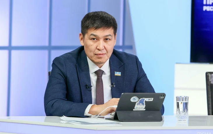 Анатолий Семенов: &laquo;Удалось добиться более сбалансированного распределения средств в сфере образования&raquo;