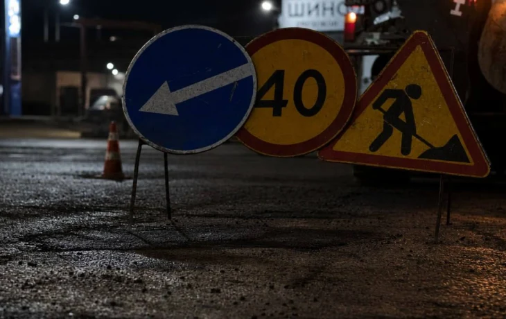 В Якутске на ночь запланированы дорожные работы на четырех участках