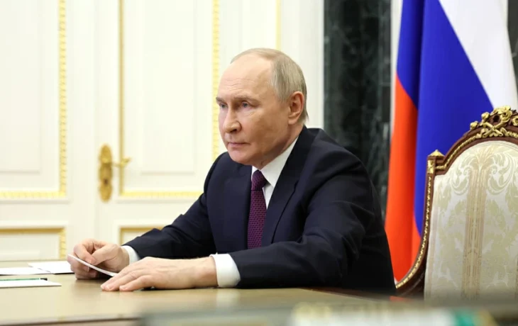 Путин подписал закон о ипотечных каникулах для семей с двумя и более детьми