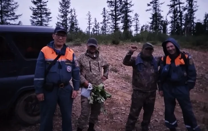 Застряли в мари и ушли в тайгу: в Алданском районе Якутии спасли двух мужчин