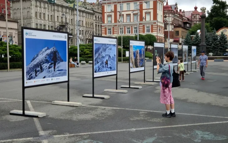 ВЭФ-2025: во Владивостоке открылась фотовыставка &laquo;Дальний Восток &ndash; Земля приключений&raquo;