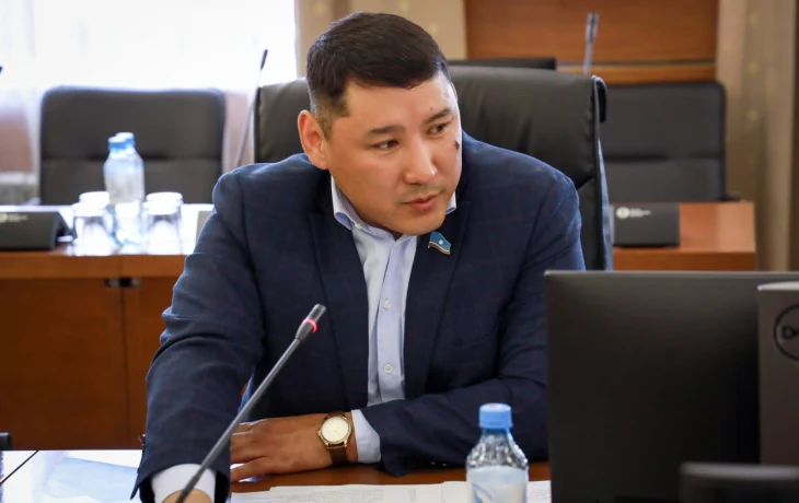 Депутат Сергей Сивцев: для арктических районов Якутии субсидированные билеты &mdash; злободневный вопрос