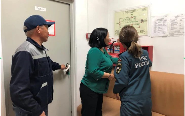 Пожарную безопасность 16 детских лагерей проверили в Намском районе Якутии