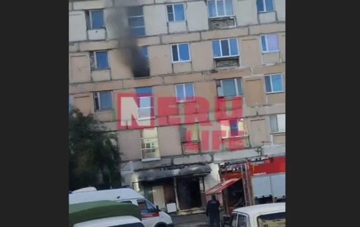 В Нерюнгри пожарные спасли четверых и эвакуировали 20 человек