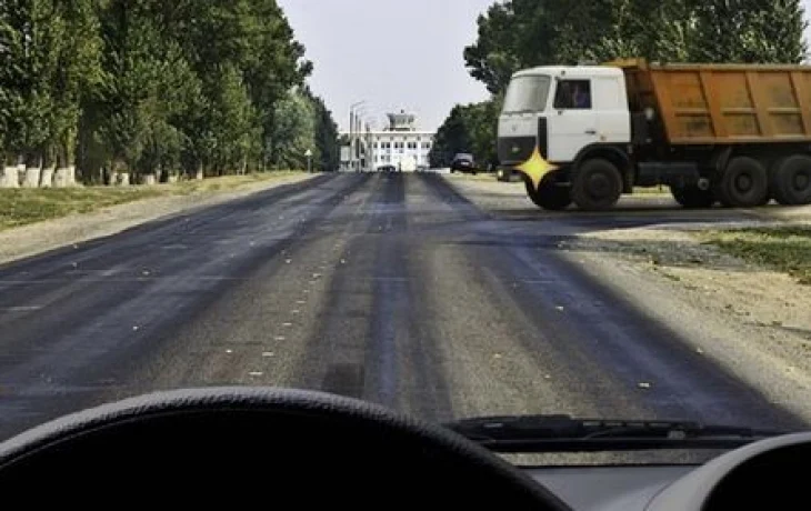 Кто на главной по умолчанию &mdash; почему помеха справа не сработала: 75% отвечавших запутались в этом вопросе на экзамене по ПДД