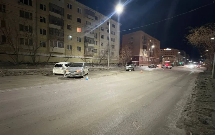 Пять человек пострадали в двух ДТП в Якутске за сутки