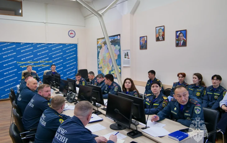 Готовность Якутии к паводкам и лесным пожарам проверят специалисты МЧС России