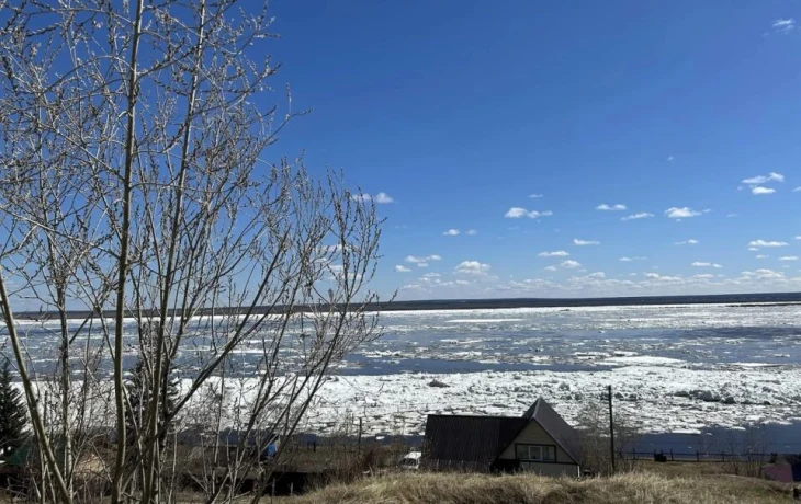 На реке Лене нижняя кромка ледохода достигла Якутска