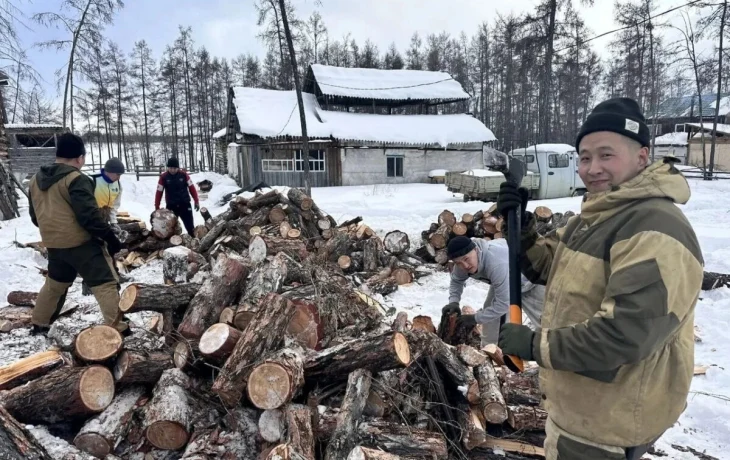 Жителям семи наслегов Усть-Алданского улуса помог &laquo;Молодежный десант&raquo;