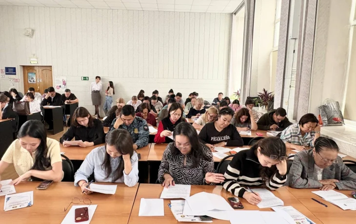 Более 100 человек написали Профсоюзный диктант в Якутске