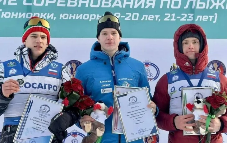 Лыжные гонки: Якутянин Алексей Распутин выиграл соревнования в Тюмени