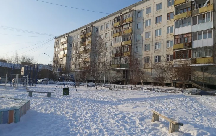 В Якутске двое мальчиков побили ребенка на детской площадке