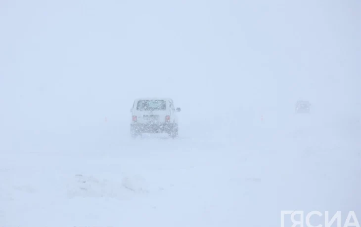 Метели и сильный снег прогнозируют в Якутии в понедельник