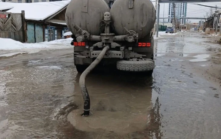 Объем откачанной талой воды с улично-дорожной сети превысил 8 тысяч кубометров