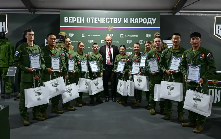 Владимир Путин открыл три новых филиала Центра &laquo;ВОИН&raquo; на ВЭФ