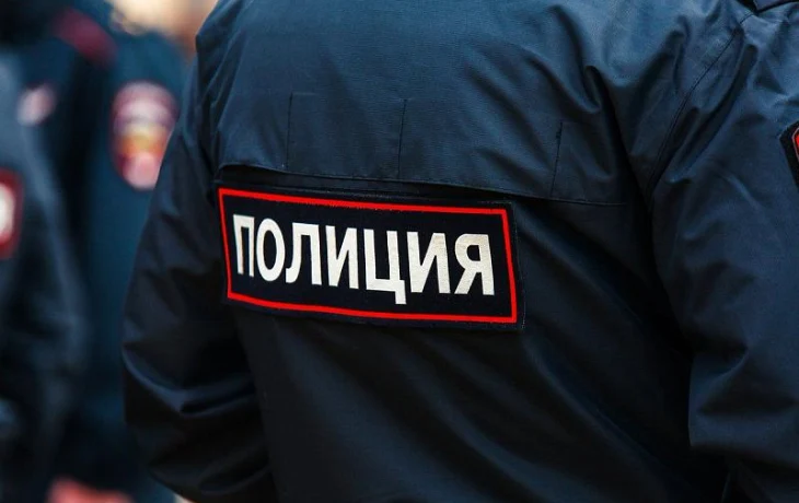 Двухлетняя девочка выпала из окна в Якутске