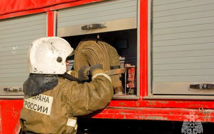 В Якутске при пожаре в жилом доме эвакуировали более 40 человек