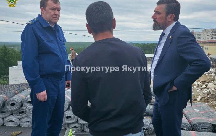 Организована проверка по факту обрушения части кровли здания школы в Нерюнгри