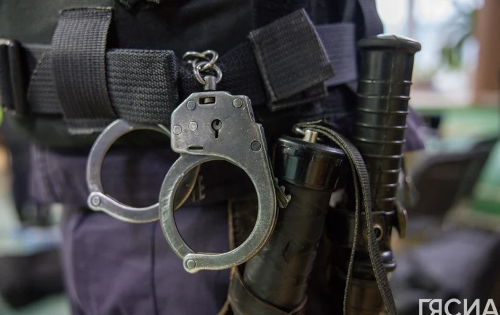 Смерть в погрузчике и ребенок под колесами трактора: сводка происшествий за сутки
