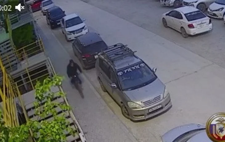 В Якутске украли велосипед, оставленный у подъезда многоквартирного дома