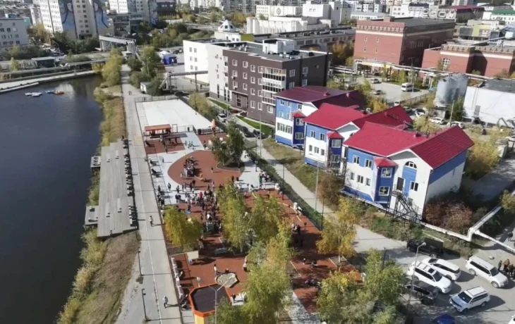 В Якутске после реконструкции открыт сквер &laquo;Обнаженные сердца&raquo;