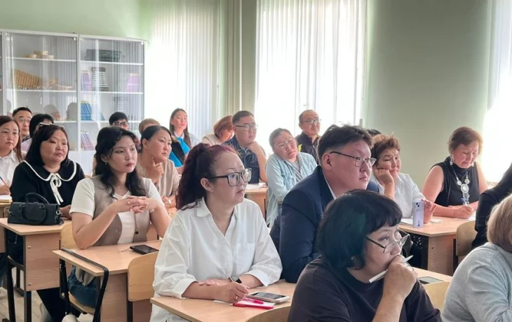 В Якутии учителя готовятся преподавать обновлённый курс истории родного края