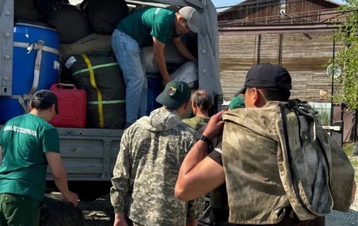 60 огнеборцев направили в Нюрбинский и Мирнинский районы Якутии