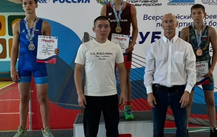 Якутский борец Айсен Варламов стал обладателем &laquo;Кубка у моря&raquo;
