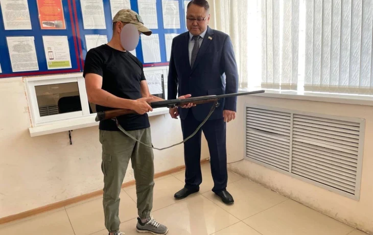 Альберт Семенов сдал ружье на СВО и призвал якутян последовать его примеру
