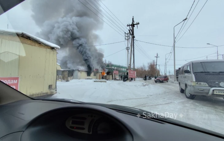 В Якутске при пожаре в кафе погибла женщина