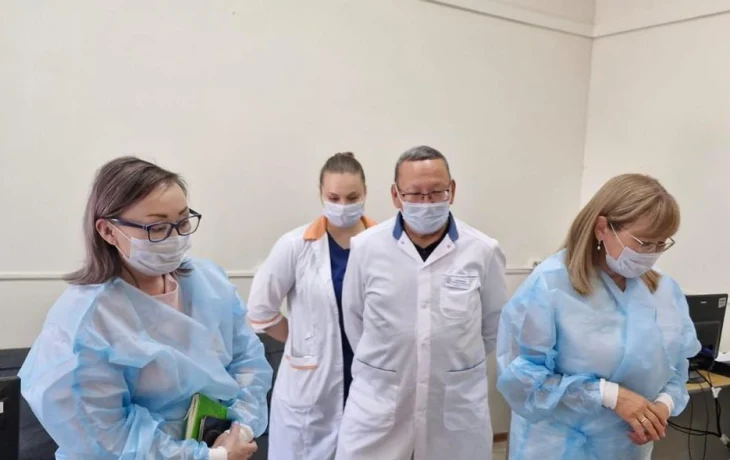 В Якутии трое детей госпитализированы с подозрением на менингит после лагеря