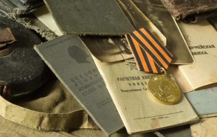 За георгиевскую ленту ниже локтя или на ошейнике собаки &mdash; до пяти лет тюрьмы: адвокаты предупредили о наказании