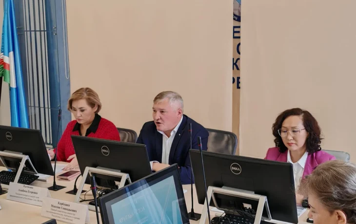 В Якутии обсудили вопросы регулирования торговых надбавок на социально значимые продукты