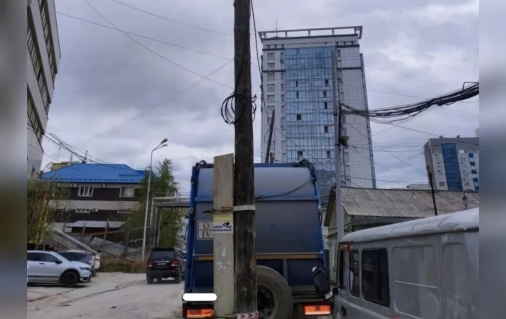 Энергетики напоминают водителям об осторожности в охранной зоне ЛЭП