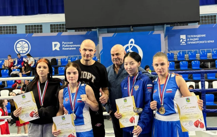Якутские боксерши триумфально выступили на чемпионате ДФО