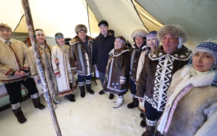 Айсен Николаев встретился с представителями кочевой родовой общины Лебедевых