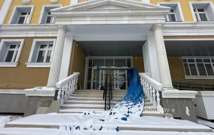 Школу в Якутске обещали сдать в первом квартале, но объект пока закрыт