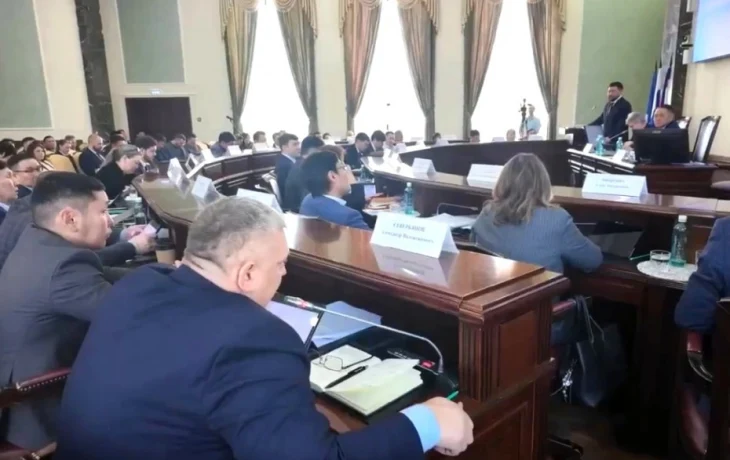 Мэр Якутска не смог отчитаться перед депутатами по средствам фонда &laquo;Победа&raquo;