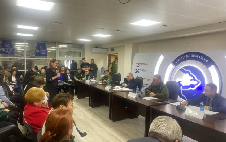 Генерал Греков провёл личный приём граждан по вопросам поиска без вести пропавших военнослужащих в Якутске