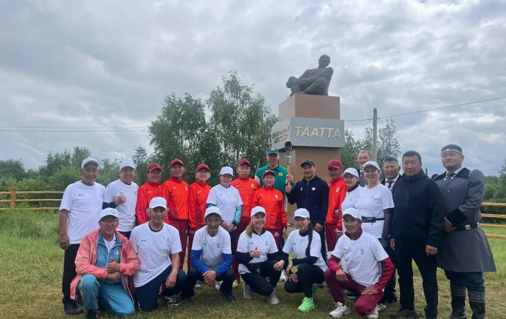 Огонь Игр Манчаары передали Таттинскому району Якутии