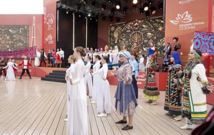 На ВЭФ-2026 открыли выставку &laquo;Улица Дальнего Востока&raquo;